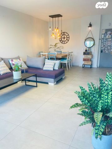 דירה, תל חי, נגבה, רמת גן