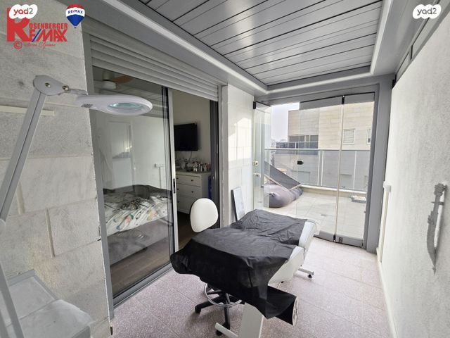 גג/ פנטהאוז, יוסף ברץ 19, חולון