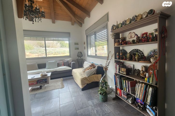 בית פרטי/ קוטג', עין זיוון