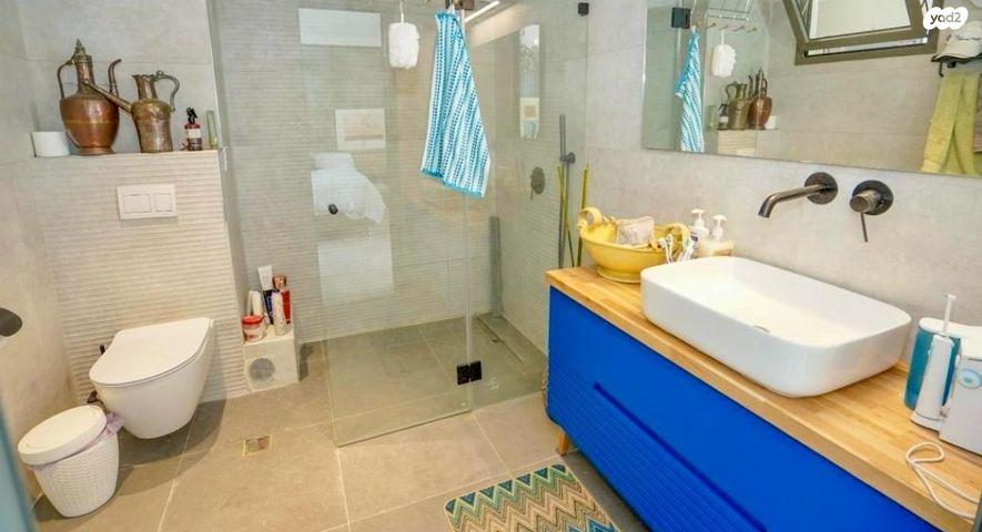 גג/ פנטהאוז, שדרות מנחם בגין, גבעת אולגה, חדרה