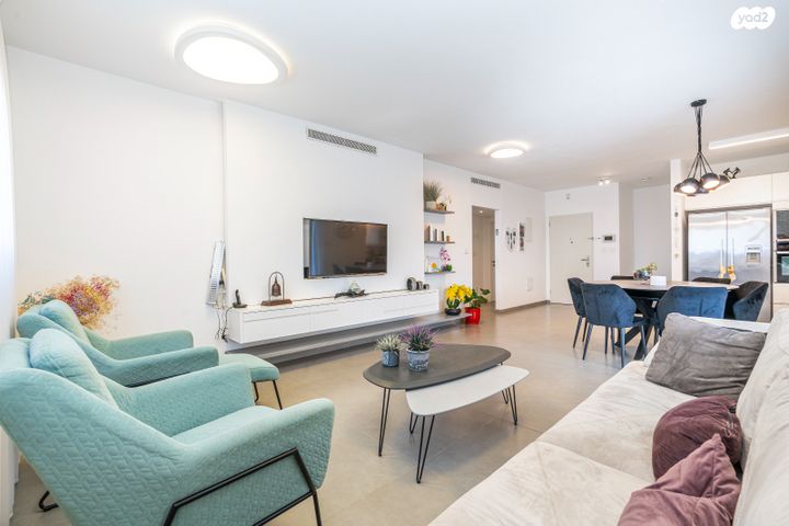 דירה, שדרות מנחם בגין, חדרה