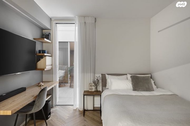 בית פרטי/ קוטג', ז'בוטינסקי, הדרי סמל, נס ציונה