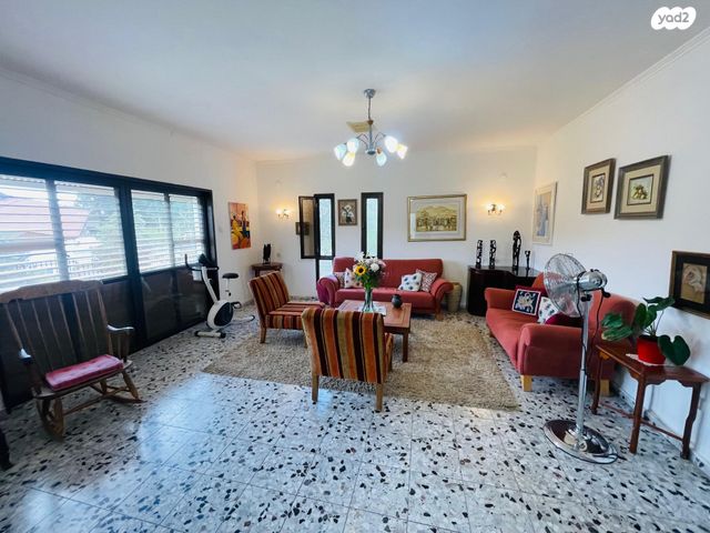 בית פרטי/ קוטג', להבים