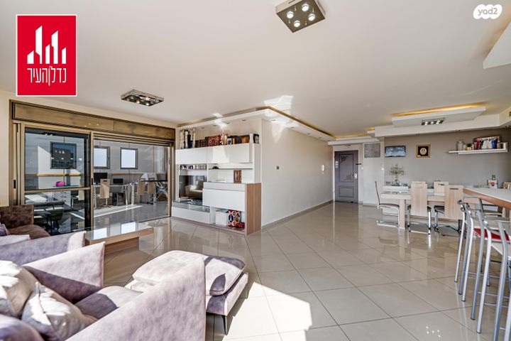 גג/ פנטהאוז, הציונות, רובע הקריה, הסיטי, אשדוד