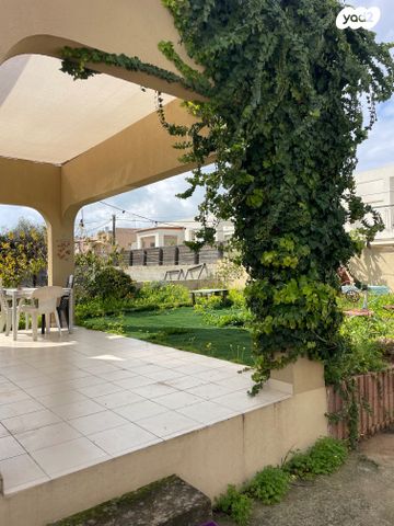 דו משפחתי, שיכון רמז, פרדס חנה כרכור