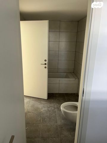 דירה, יער ביריה, נופי בן שמן, לוד