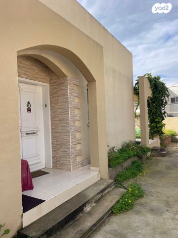 דו משפחתי, שיכון רמז, פרדס חנה כרכור