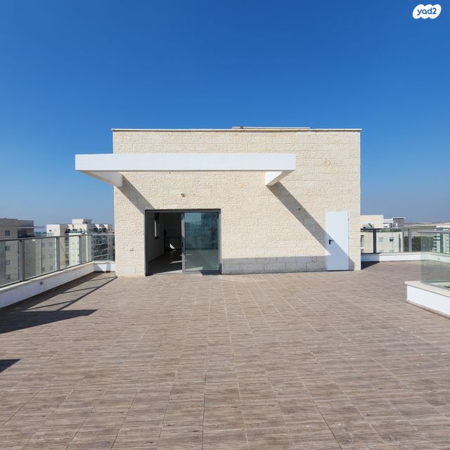 גג/ פנטהאוז