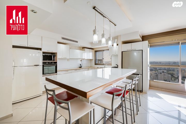 גג/ פנטהאוז, הציונות, רובע הקריה, הסיטי, אשדוד