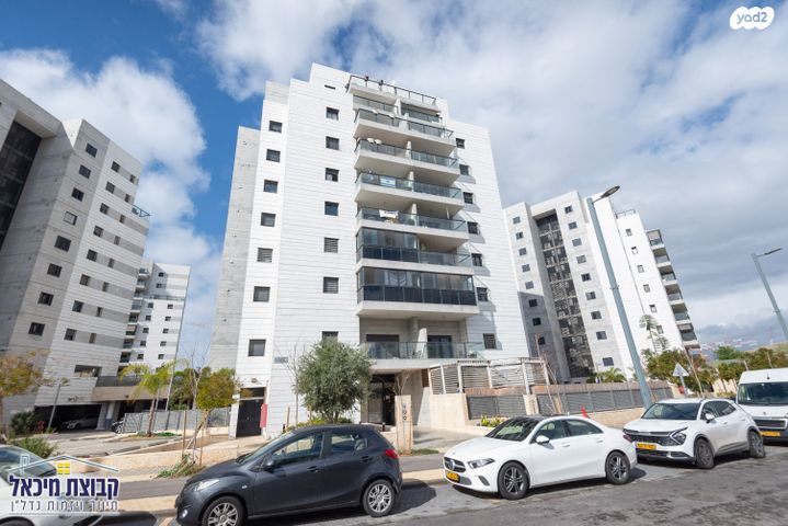 דירה, שמואל הנביא 18, פסגות אפק, ראש העין