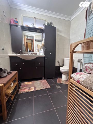 גג/ פנטהאוז, צהלון, שיכוני חסכון, תל אביב יפו