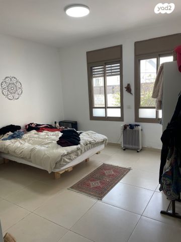 דו משפחתי, שיכון רמז, פרדס חנה כרכור