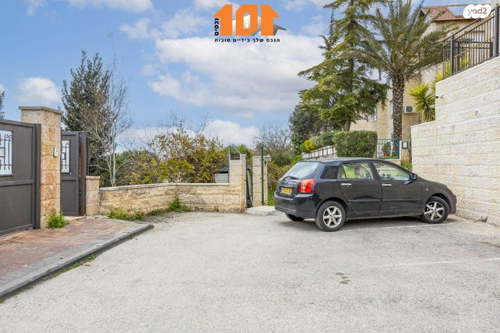 בית פרטי/ קוטג', גבעת זאב