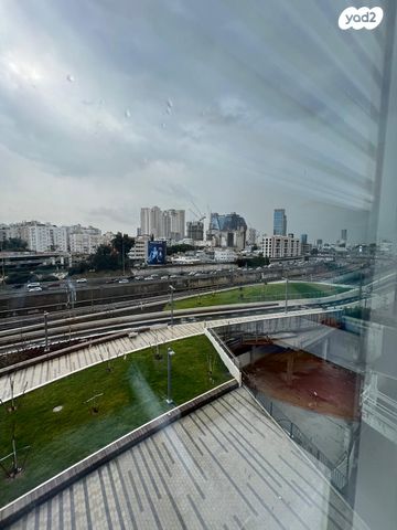 משרדים, מונטיפיורי, הרכבת, תל אביב יפו