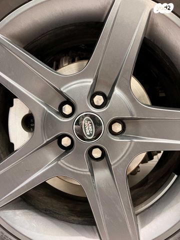 לנד רובר דיפנדר