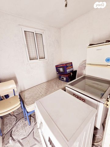 דירה, מחנה יהודה, פתח תקווה