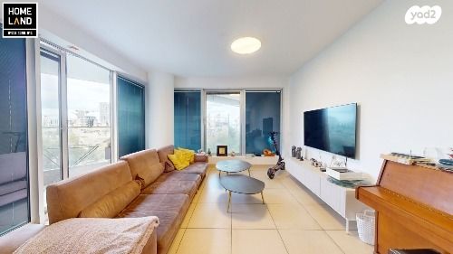 ניסים אלוני 1