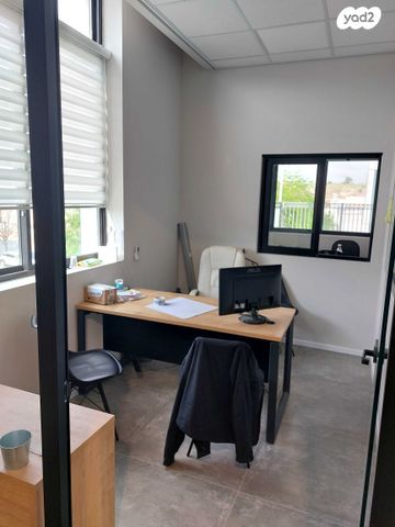 מבני תעשיה, מודיעין מכבים רעות