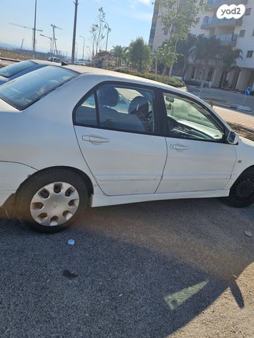 לנסר Executive אוט׳ 1.6 (98 כ״ס)
