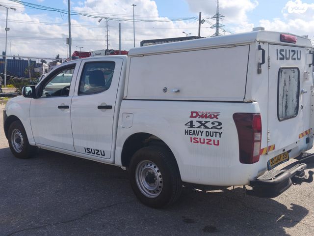 איסוזו די-מקס