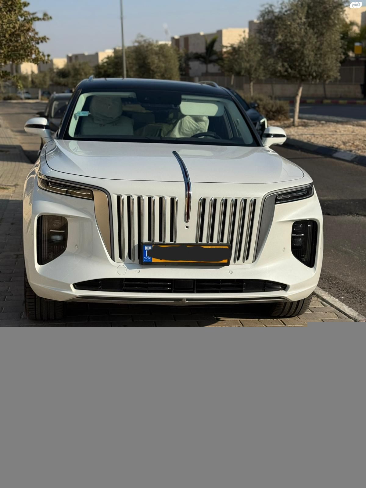 מודעת רכב הונגצ'י E-HS9
