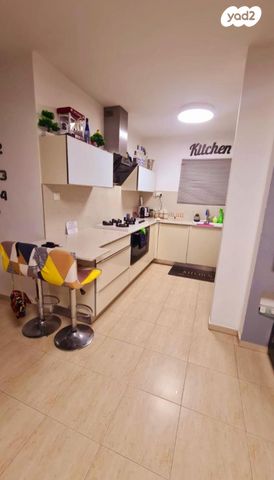 גג/ פנטהאוז, שדרות יוהנה ז'בוטינסקי 12, נווה זאב, נאות אילן, באר שבע