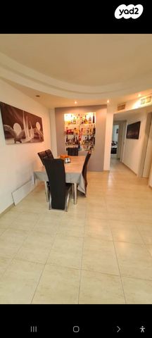 גג/ פנטהאוז, שדרות יוהנה ז'בוטינסקי 12, נווה זאב, נאות אילן, באר שבע