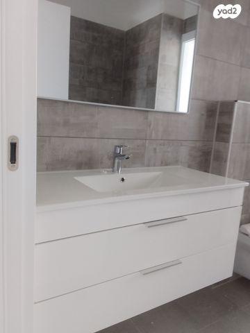 דירה, הרב שקדי, פתח תקווה