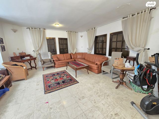 בית פרטי/ קוטג', שאר העיר, מיתר / כרמית