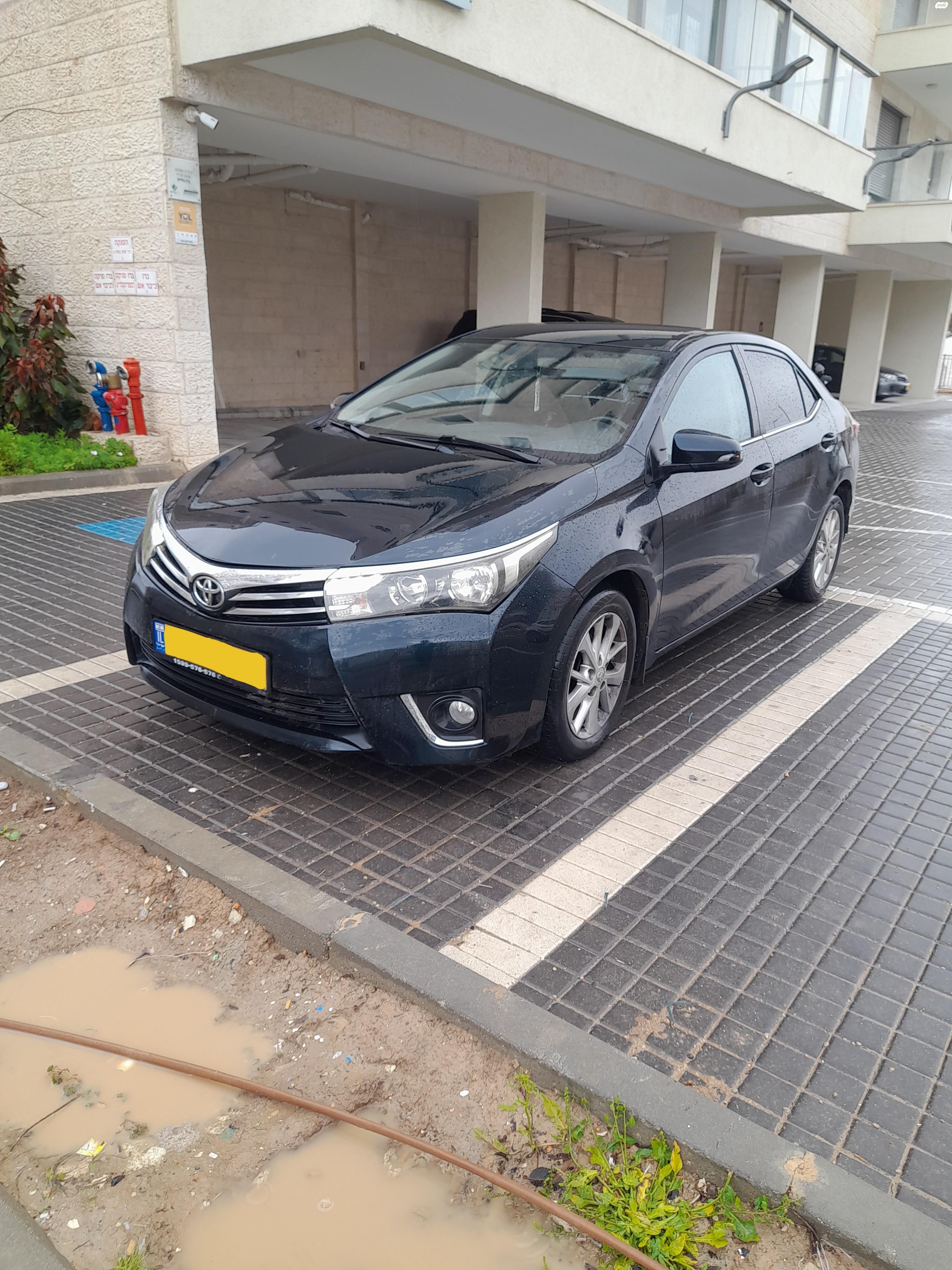 מודעת רכב טויוטה קורולה