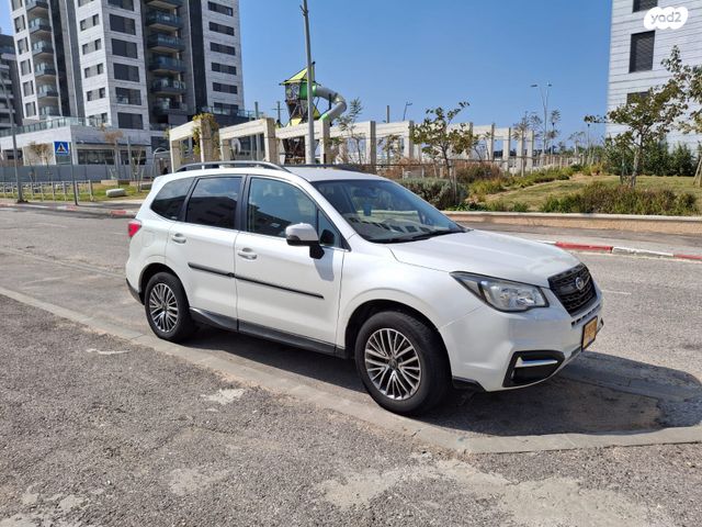 סובארו פורסטר