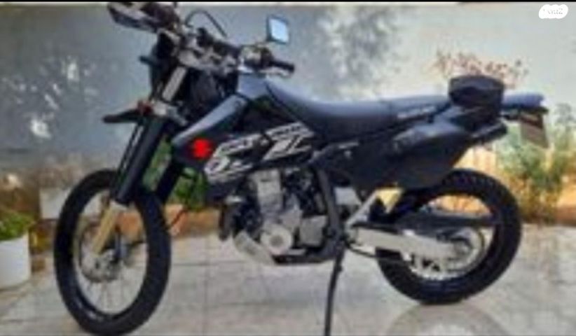 סוזוקי DRZ400S