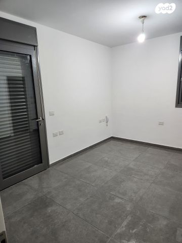 דירה, יונתן 12, נווה שמיר רמת בית שמש ה-1, בית שמש