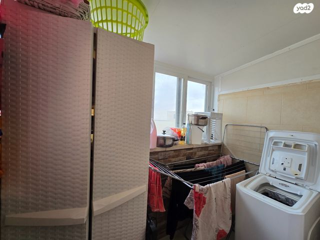 דירה, הרב יצחק נסים, חומת שמואל, הר חומה, ירושלים