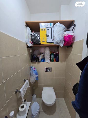 דירה, הרב יצחק נסים, חומת שמואל, הר חומה, ירושלים