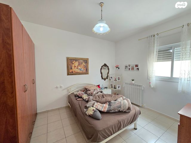 דירה, הרב יצחק נסים, חומת שמואל, הר חומה, ירושלים