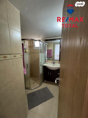 דירה, שמואל הנגיד 16, חולון