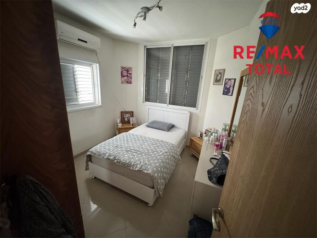 דירה, שמואל הנגיד 16, חולון