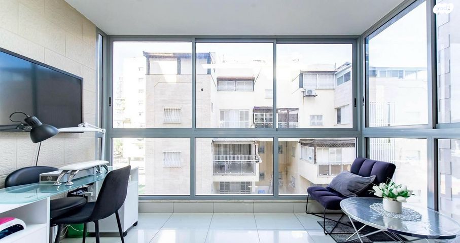 דירה, הרב צבי יהודה 5, באבוב, בת ים