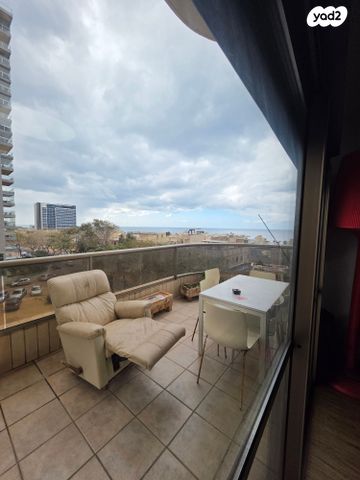 דירה, פייר קניג, נוף הטיילת, נתניה