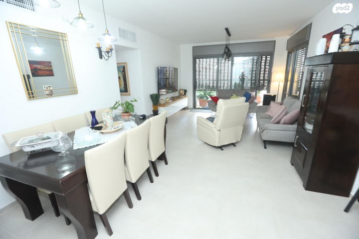 דירה, אברהם מחרז 16, סנטרל פארק / האצטדיון, באר שבע