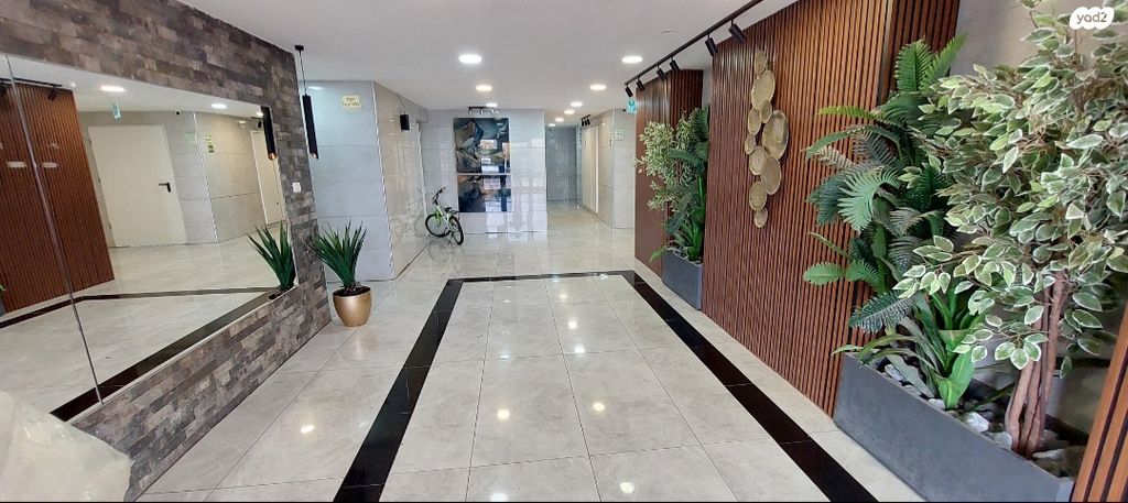 דירה, שוהם, אבני חן, חריש