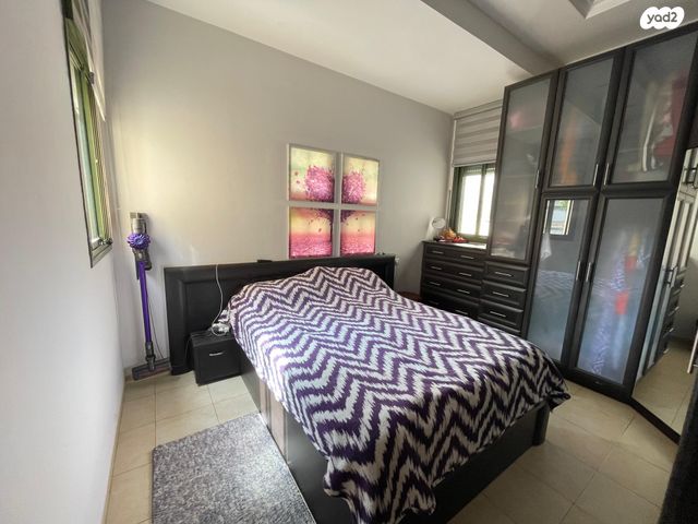 דו משפחתי, הברושים, כרמיאל