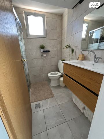 גג/ פנטהאוז, שבטי ישראל, שחמון, רובע 7, אילת