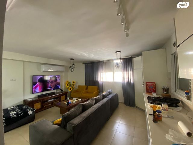 דירה, רעננה