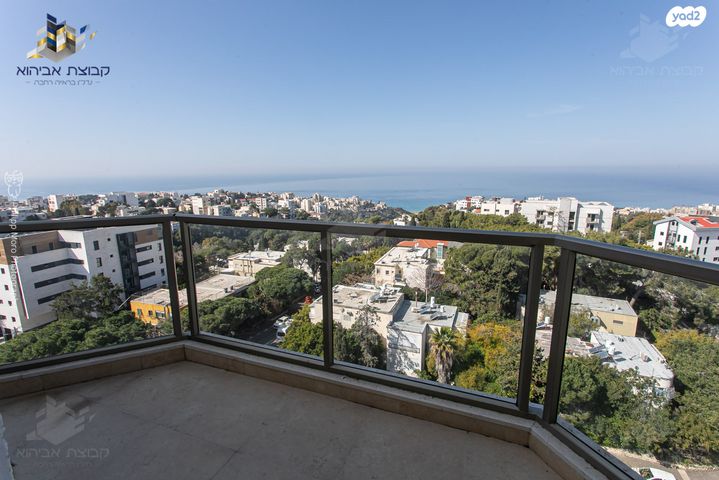 גג/ פנטהאוז, חיפה