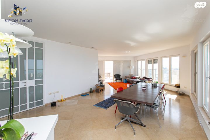 גג/ פנטהאוז, חיפה