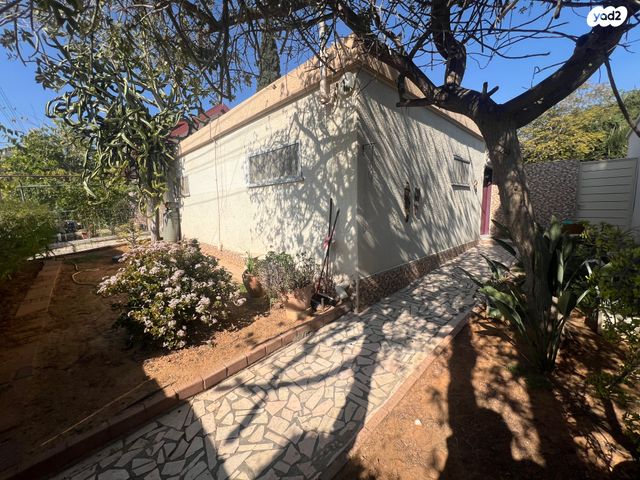 אהוד בן גרא 