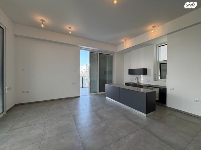 דירה, אריאל שרון, סיטי, גבעתיים