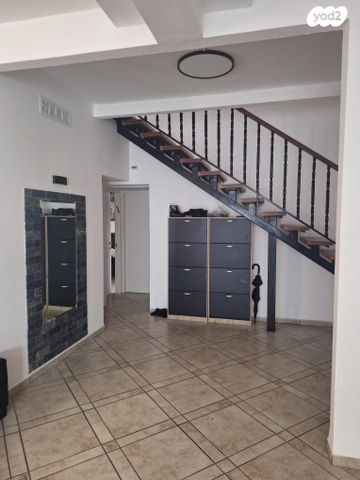 דופלקס, הרב עוזיאל, מוצקין הותיקה, קרית מוצקין